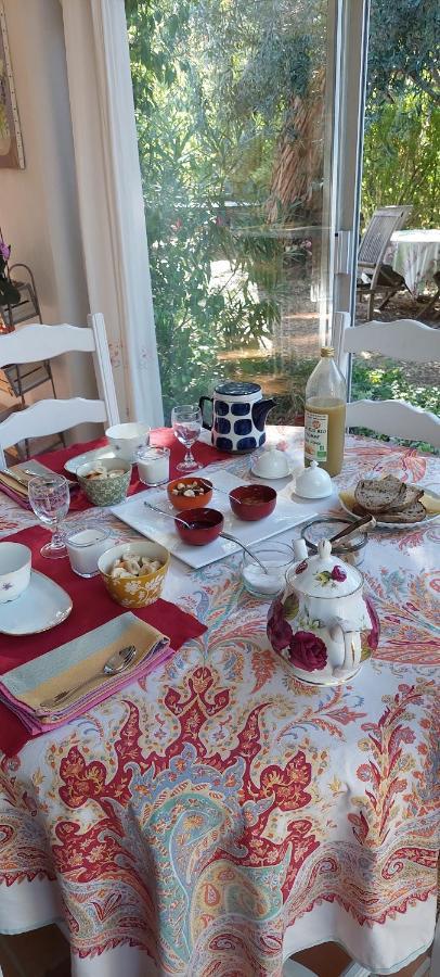 Bed and Breakfast Etxe Laminak Sisteron Exteriér fotografie